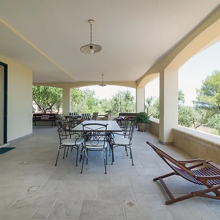 Alloggio per agriturismo Tenuta Serra Peccatori *