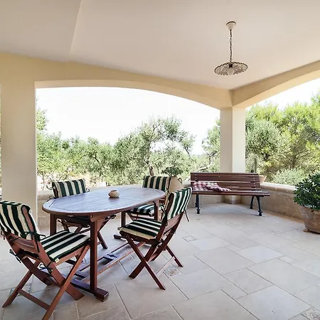 Alloggio per agriturismo Tenuta Serra Peccatori Specchia